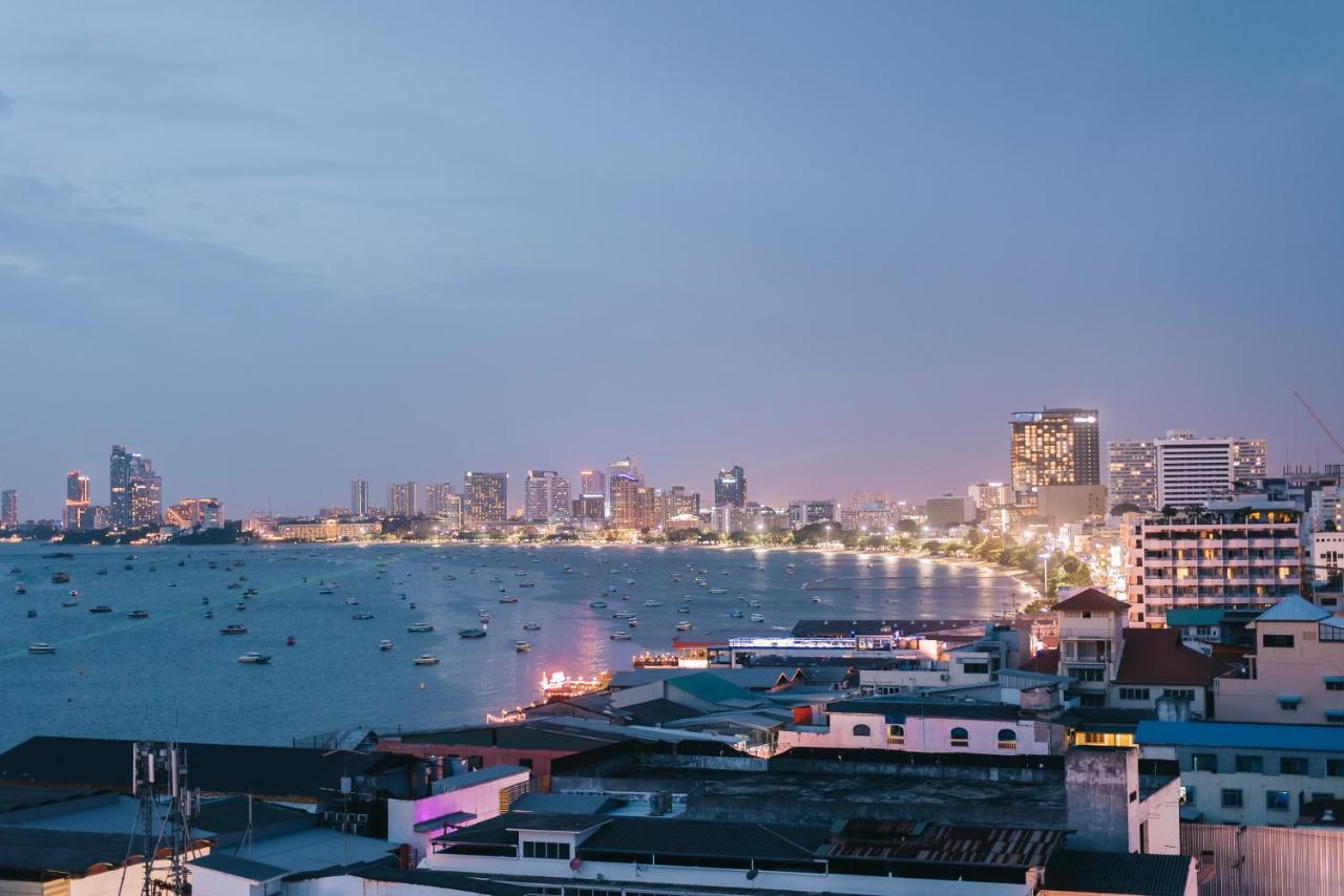 Marine Plaza Hotel Pattaya Exterior photo